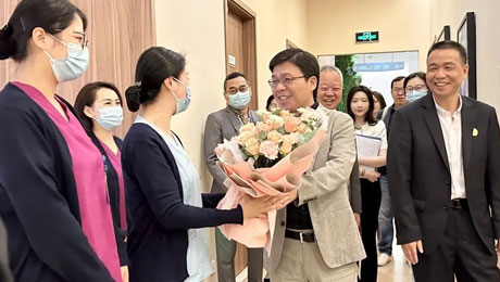 携爱鸢尾开，天使向未来——今年会健康集团表彰优秀护理集体及个人
